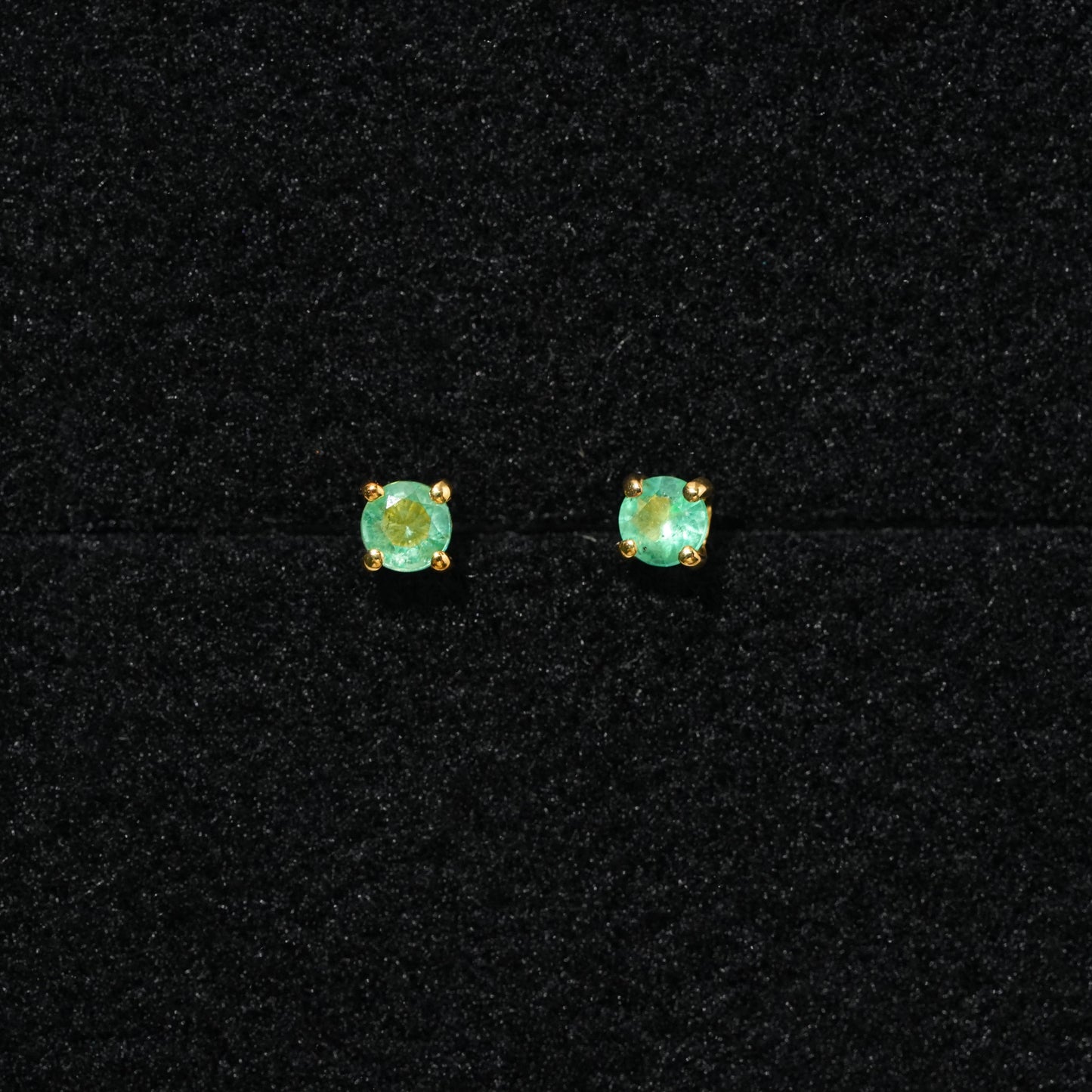 m1i7s0a3k2i4様 251214 エメラルド SV925 K18GP ピアス